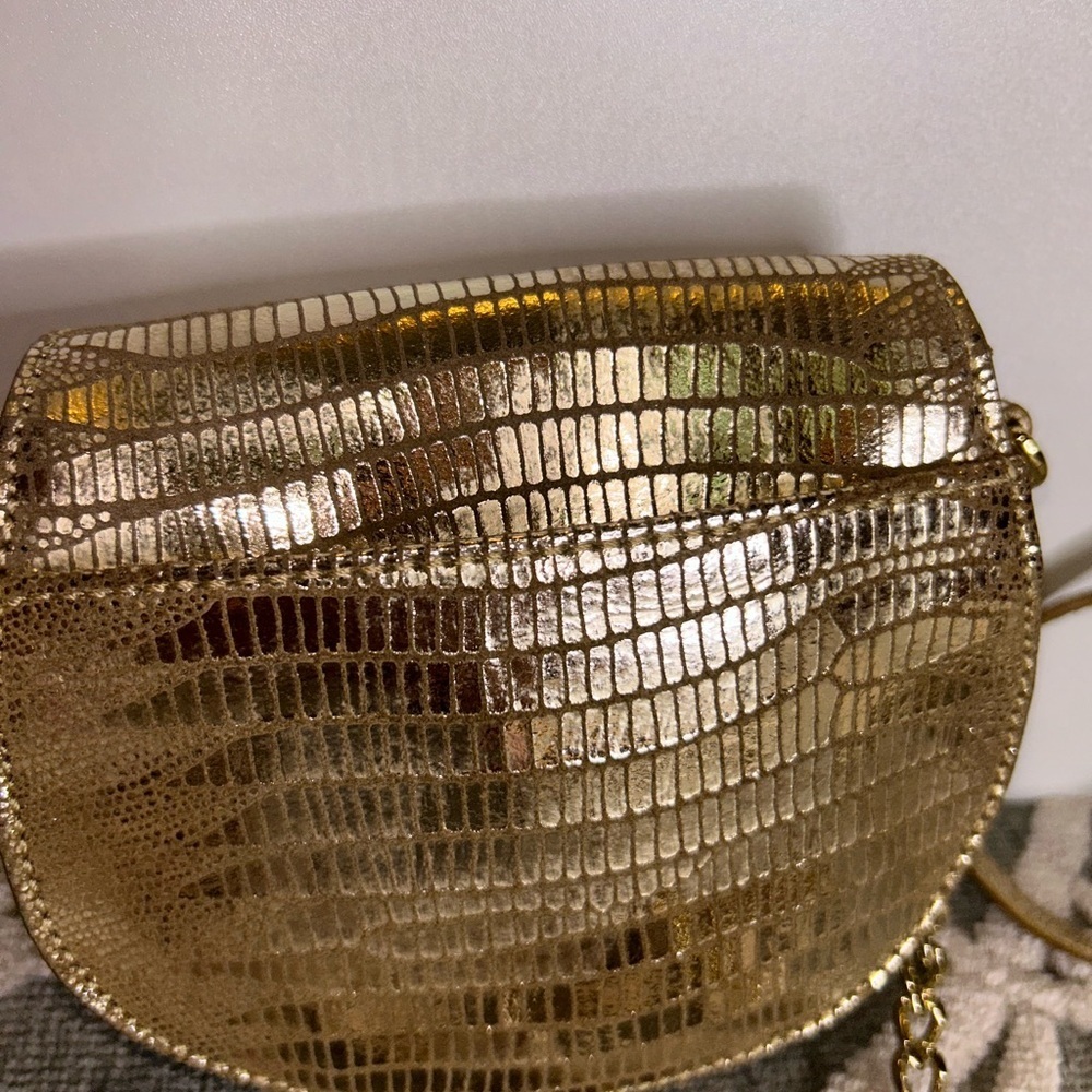 EUC Michael Kors Embossed Mini Gold crossbody bag - Picture 5 of 7
